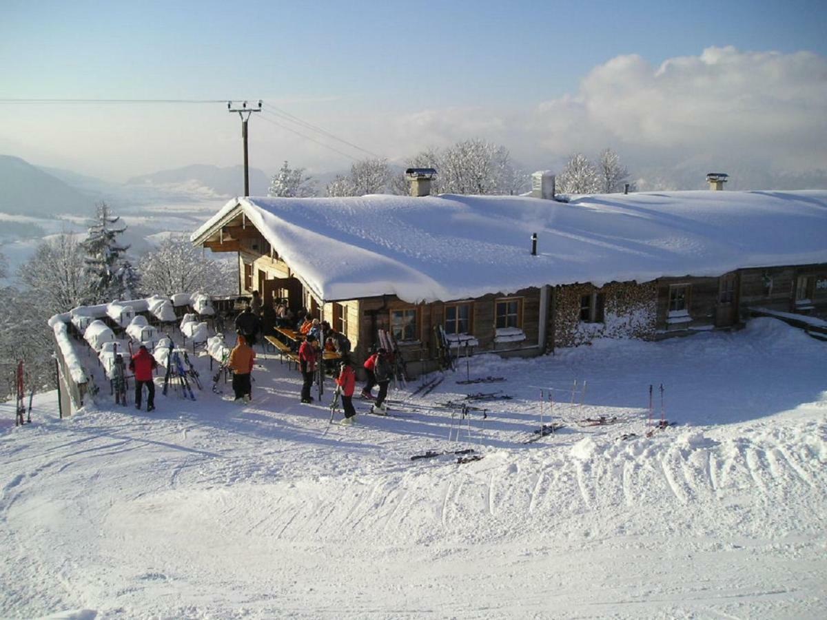 Gaestehaus Gruenbacher Kossen Exterior photo